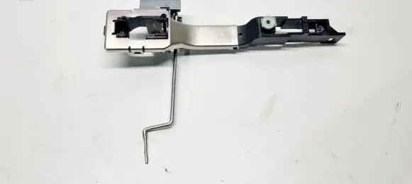 Front door exterior handle/bracket