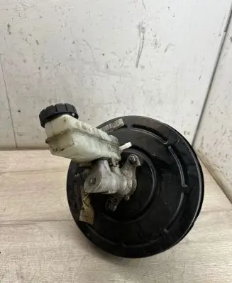 Renault Megane III Brake booster 472100005R 35720620
