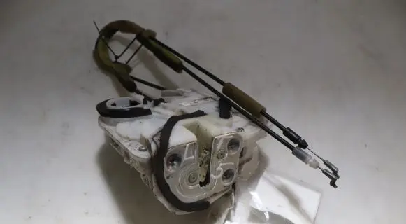 Mazda 6 Rear door lock