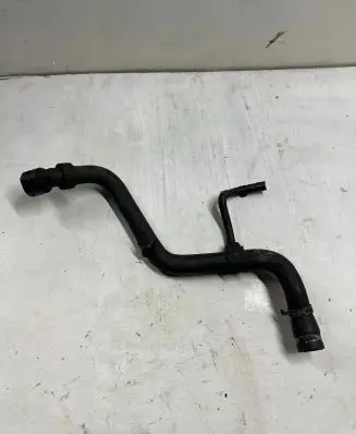 Audi A4 S4 B5 8D Engine coolant pipe/hose 4B0121101E