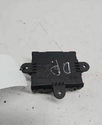 Jaguar XE Door control unit/module HK8314D618BB
