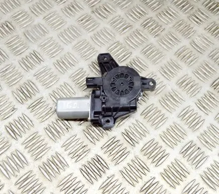 Mercedes-Benz B W247 Rear door window regulator motor A0009060908