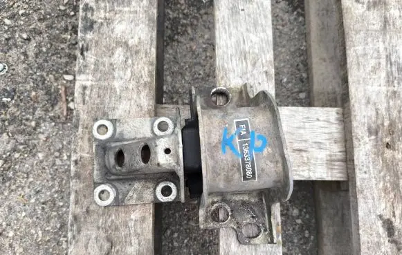 Citroen Jumper Engine mount bracket 1363378080