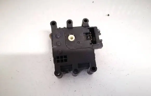 Hyundai Sonata Air flap motor/actuator