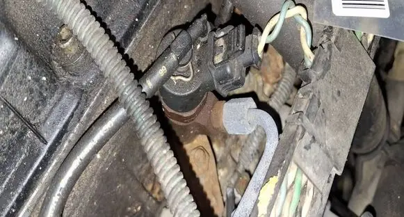 Peugeot 406 Fuel injector 0445110008 9635196580