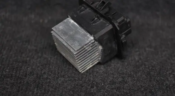 Peugeot 207 Heater blower motor/fan resistor T1000036K