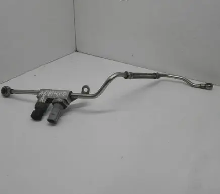 Audi A8 S8 D3 4E Turbo turbocharger oiling pipe/hose