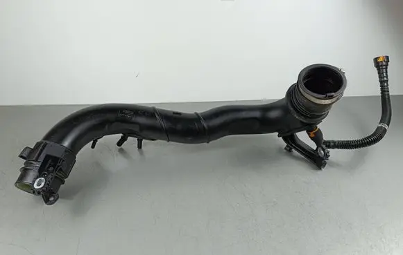 Ford Escape IV Air intake duct part LK619C623CA