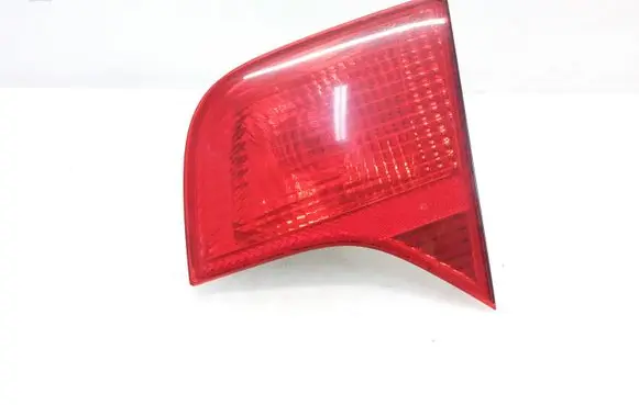 Audi A4 S4 B7 8E 8H Tailgate rear/tail lights 8E5945094A