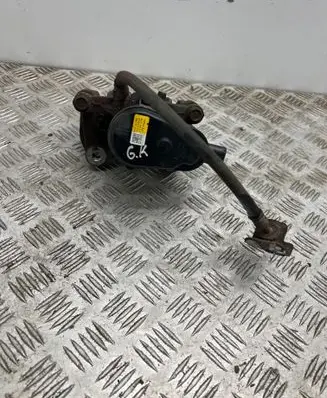 KIA Ceed Rear brake caliper G358237700 1804100019