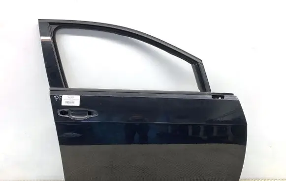 Volkswagen Golf VII Front door LC9X