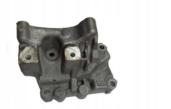 Ford Galaxy Engine mounting bracket
