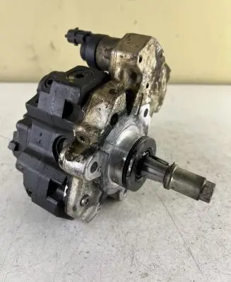Ford Ranger Fuel injection high pressure pump WE0113800 0445010107 039270