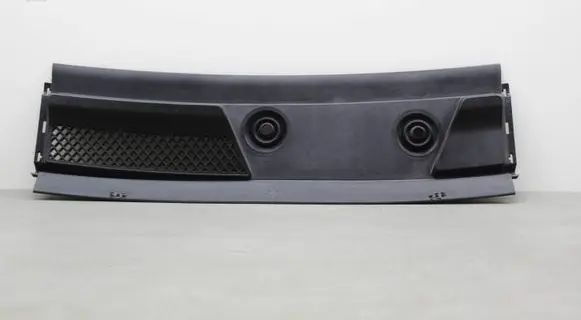 Mercedes-Benz B W246 W242 Wiper trim A2468300900