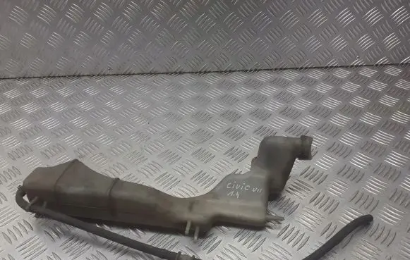 Honda Civic Windshield washer fluid reservoir/tank
