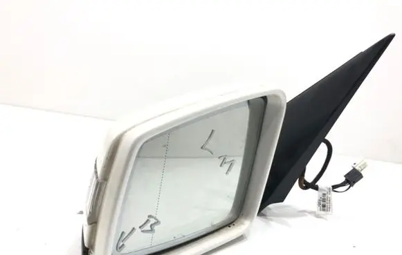 Mercedes-Benz GLK (X204) Front door electric wing mirror 