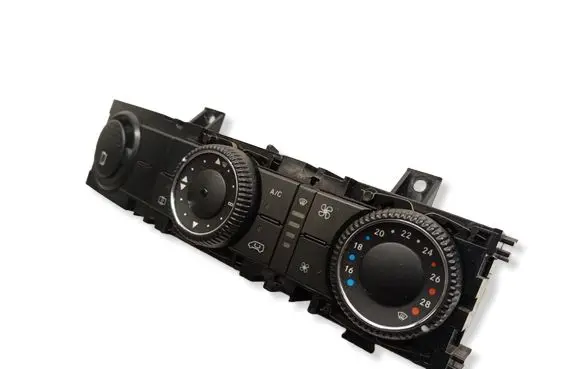 Mercedes-Benz Sprinter W906 Climate control unit A9069063600 5HB00901254
