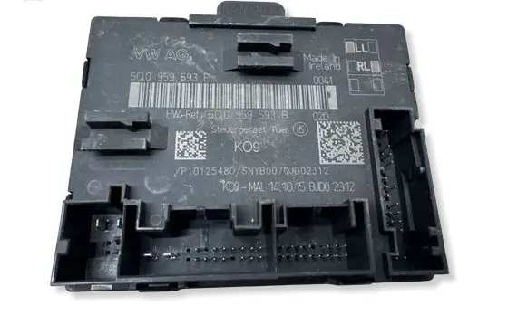 Volkswagen PASSAT B8 Door control unit/module 5Q0959593E 5Q0959593B