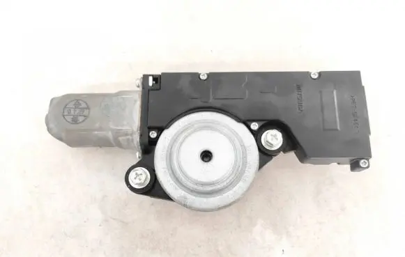 Subaru Outback Sunroof motor/actuator mitsubapetgf45 mitsubapet-gf45