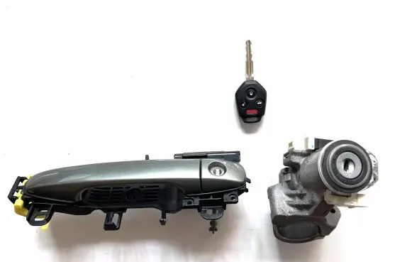 Subaru Forester SJ Engine ECU kit and lock set 57497FJ031 88216FJ003