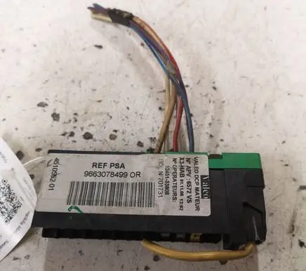 Citroen C5 Fuse module 9663078499 451055201