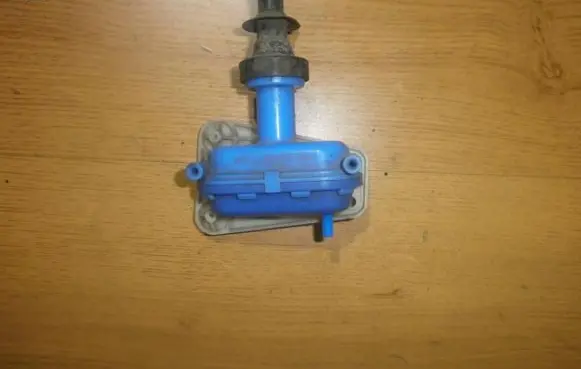 Audi 100 200 5000 C3 Central locking vacuum pump 893862153d