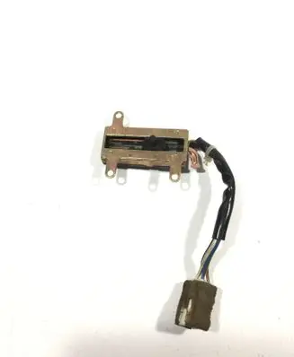 Mitsubishi Pajero Heater blower fan relay MB813491