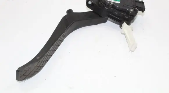 Volkswagen Touareg I Accelerator throttle pedal 7L0721507A 6PV008026