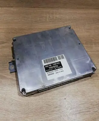 Toyota Prius (XW20) Engine control unit/module ECU 8966147080 2750007803