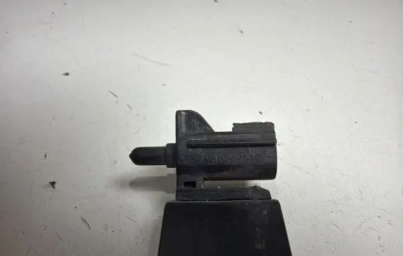 Ford Mustang VI Outside/exterior temperature sensor FR3T12B664AB