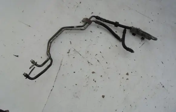 Gearbox oil cooler pipe/hose