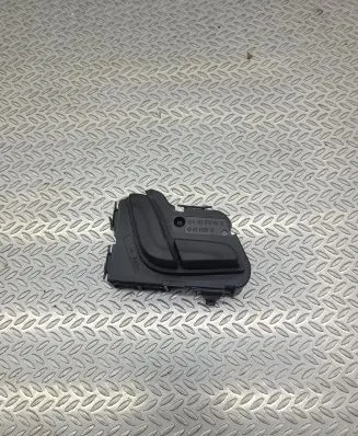 Mercedes-Benz E A207 Seat control switch A2048708910