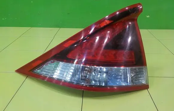 Honda Insight Rear/tail lights 