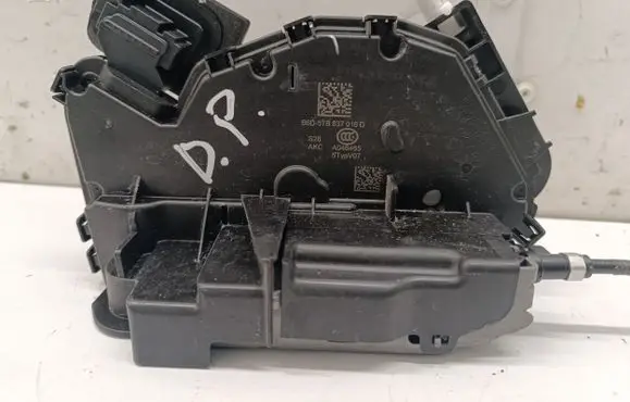 Volkswagen Multivan T7 Front door lock 5TB837016D