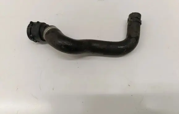 Mercedes-Benz C W206 Engine coolant pipe/hose