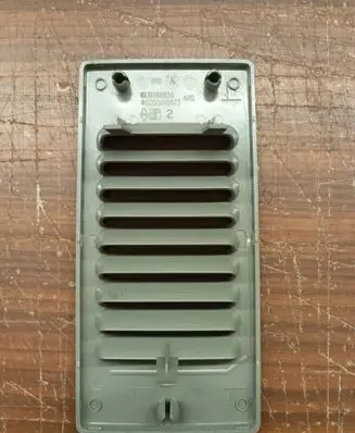 Renault Trafic II (X83) Quarter panel pressure vent 8200018673