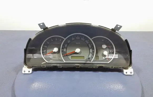 KIA Sorento Speedometer (instrument cluster) 940133E260