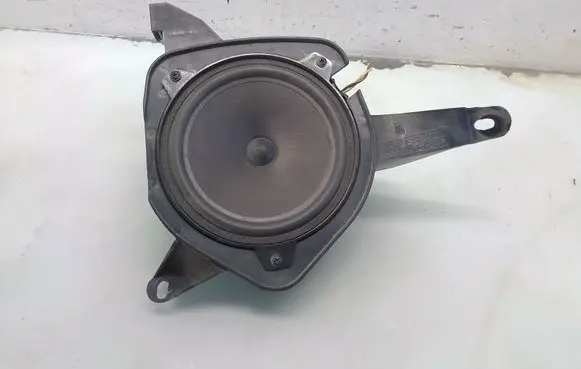 BMW 3 E46 Parcel shelf speaker 