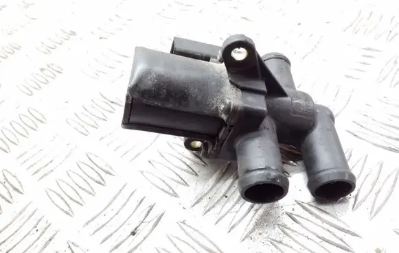 Volkswagen Multivan T5 Electric auxiliary coolant/water pump 7L0819076A