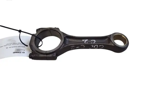 Volkswagen Amarok Connecting rod/conrod 