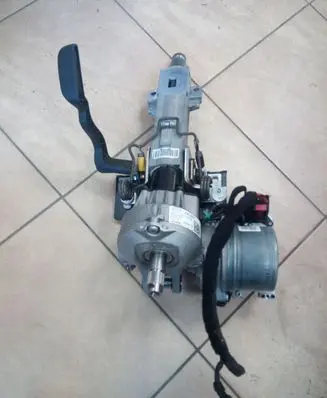 Steering wheel axle set