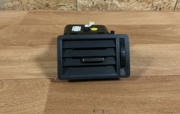 Ford Focus C-MAX Dashboard side air vent grill/cover trim 3M51R018B88