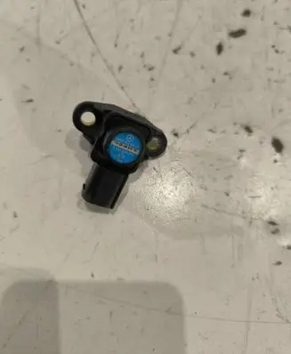 Mercedes-Benz E W212 Air pressure sensor A0081530228 1002093B04 0261230251