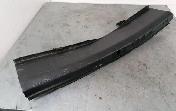 Audi A5 8T 8F Trunk/boot sill cover protection 8T0863471