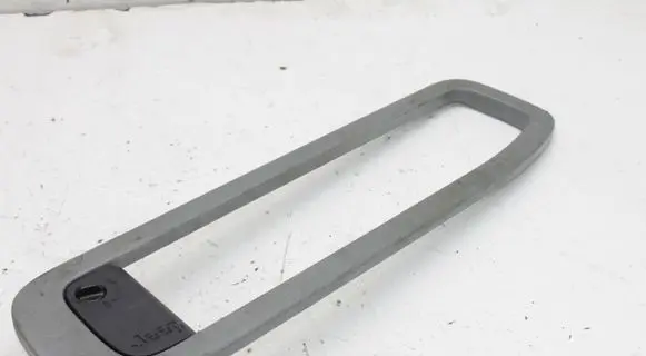 Jeep Cherokee Centre console side trim rear 1ZW61TRMAA