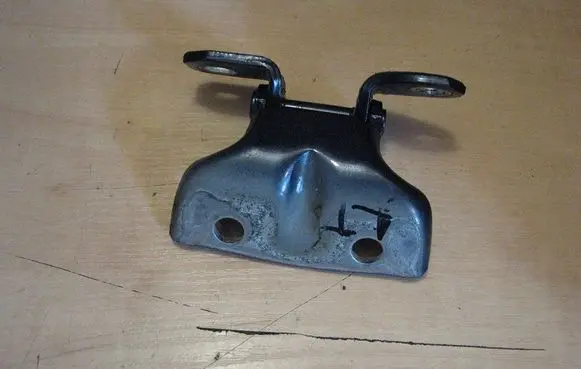 KIA Ceed Rear door upper hinge 793102E000