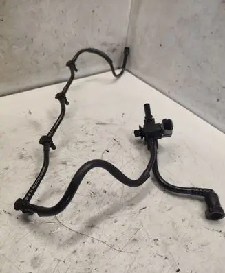 Volvo S40, V40 Fuel return line/hose 