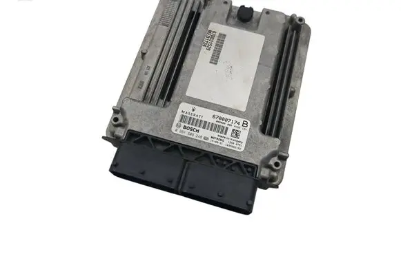Maserati Ghibli Engine control unit/module 670007174 0261S09248 1039S62152