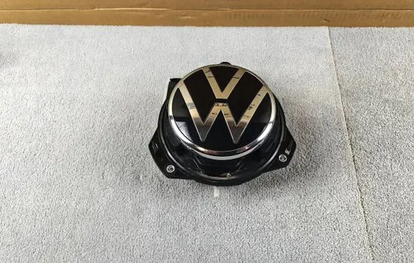 Reversing camera
