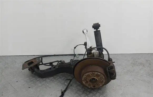 Nissan Qashqai Stub axle 